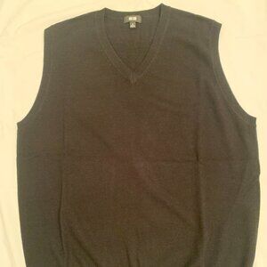 Uniqlo black vest (medium)